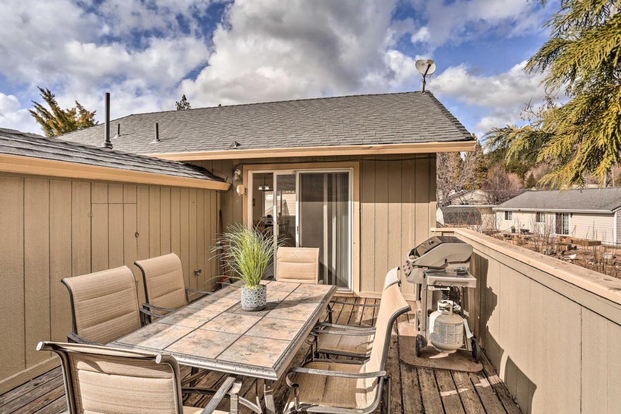 Mount Shasta Escape With Balcony About Walk To Dtwn Vila Exterior foto