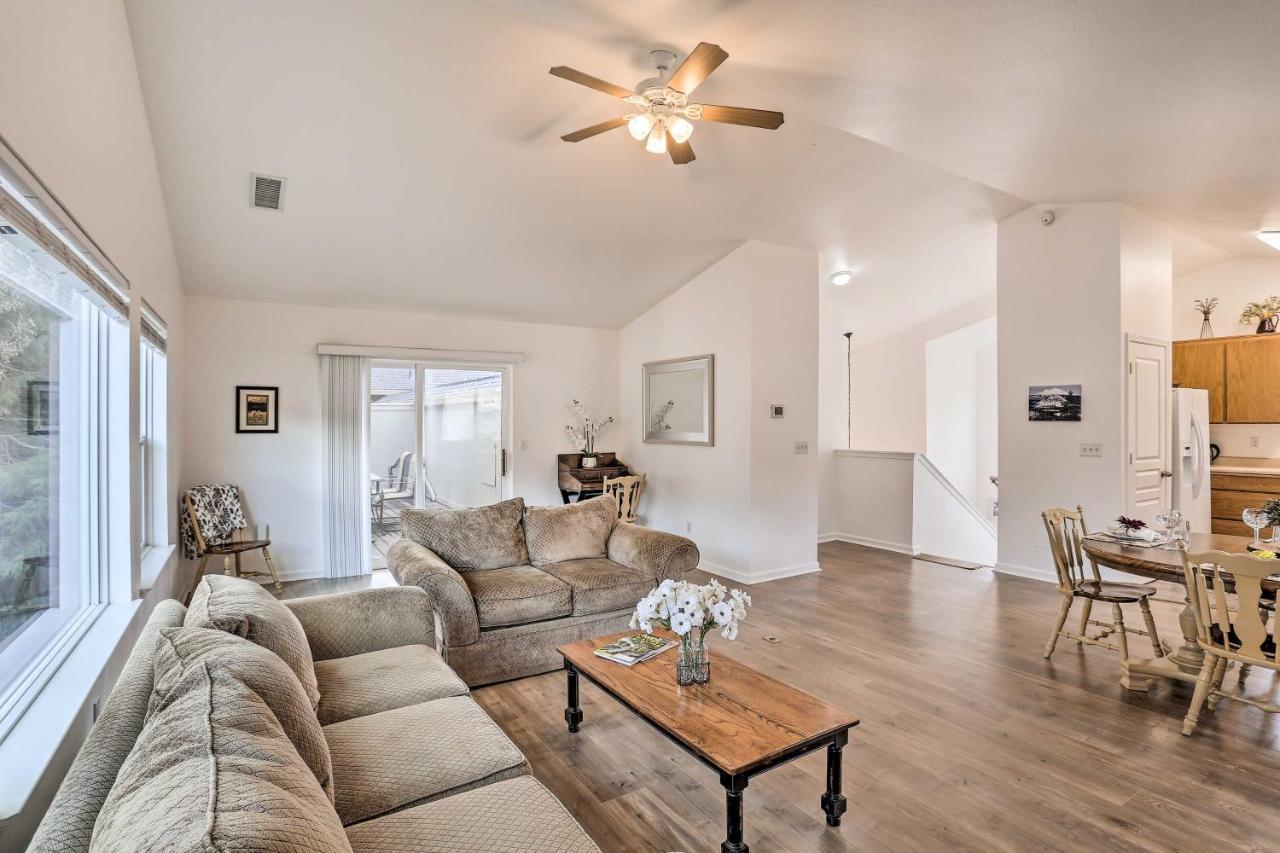 Mount Shasta Escape With Balcony About Walk To Dtwn Vila Exterior foto